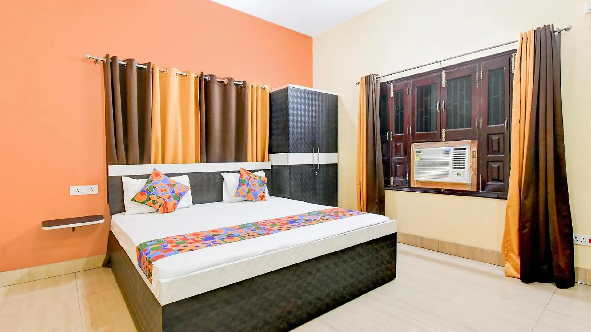 Fabhotel Rb Palace Váránasí
